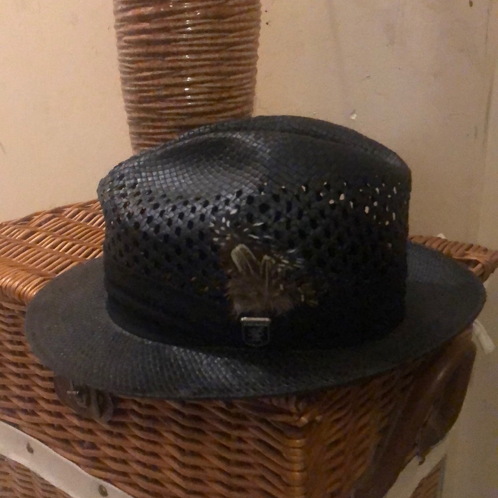1875 Stacy Adams women’s hat size medium 🤩